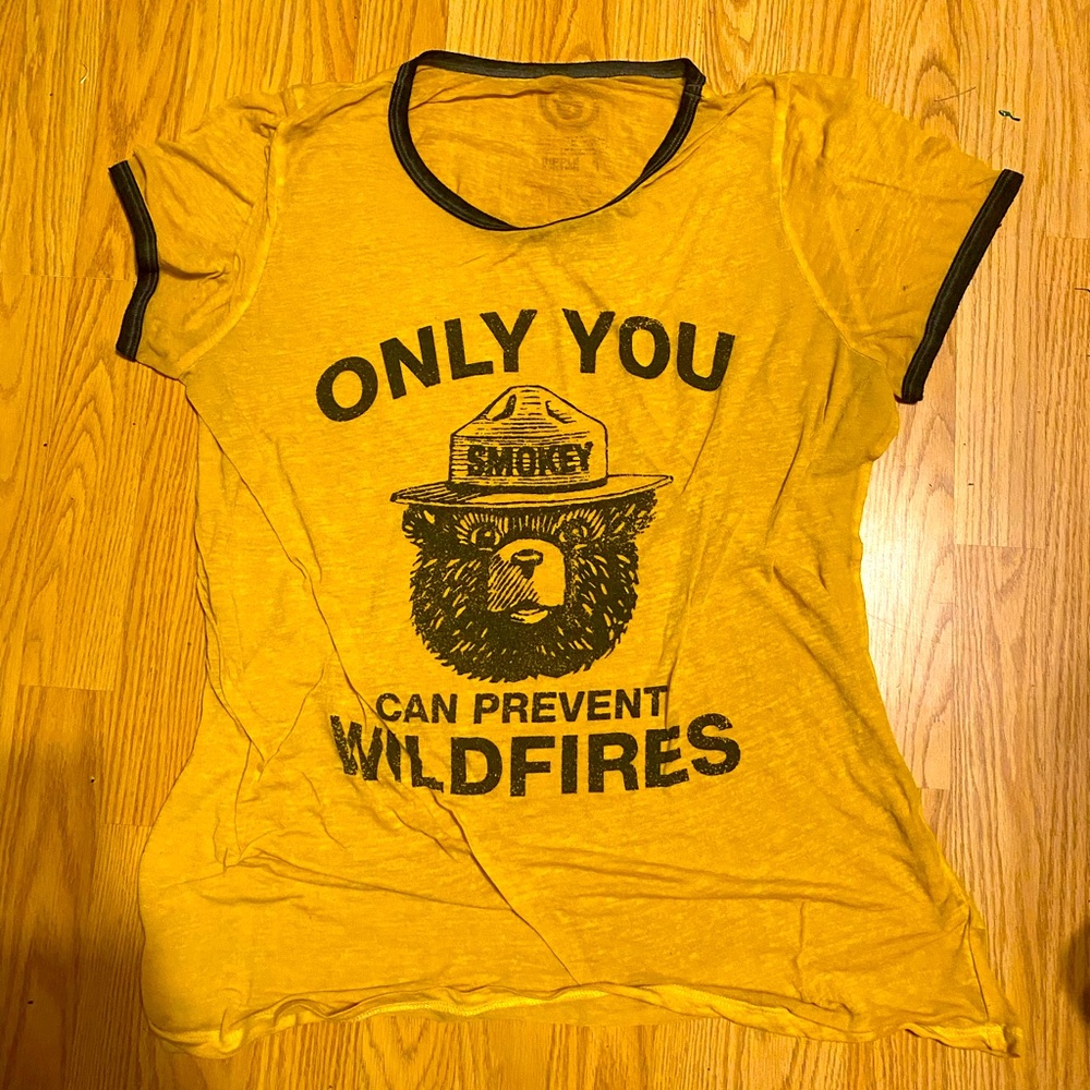 Torrid Smokey the bear T-shirt sz 0x